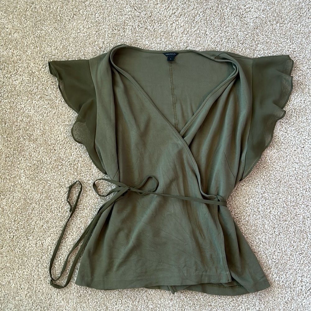 Ann Taylor flutter sleeve wrap shirt size L